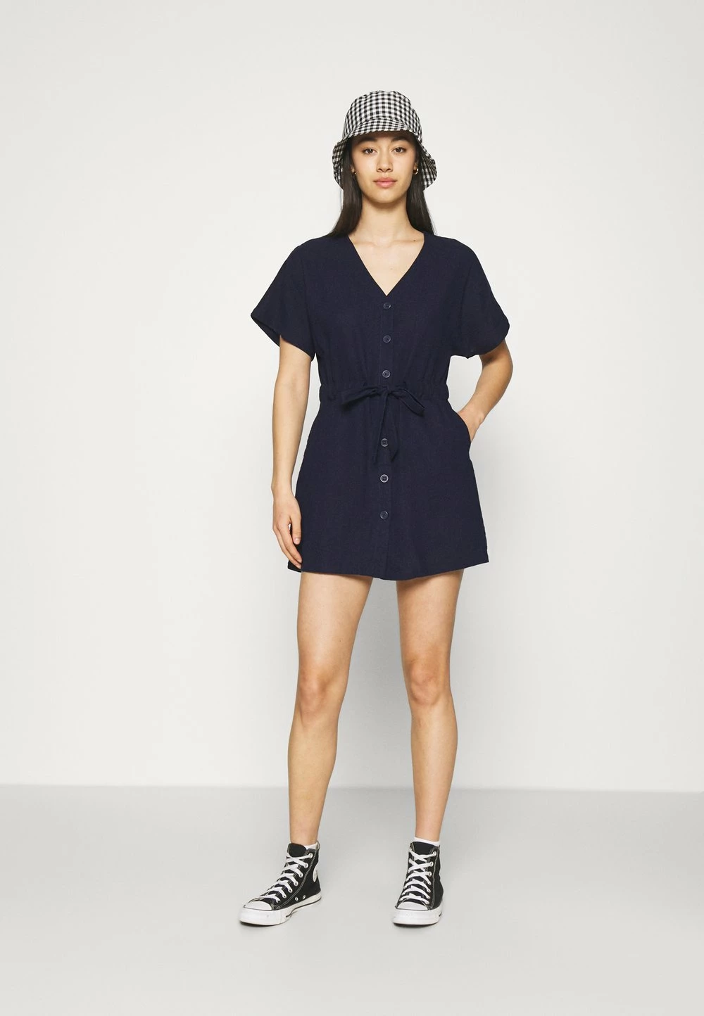 Prix Exclusifs Cotton On LENA SHORT SLEEVE UTILITY SHIRT MINI DRESS - Robe de jour robes col en v femme 4 Prix Exclusifs Cotton On LENA SHORT SLEEVE UTILITY SHIRT MINI DRESS - Robe de jour robes col en v femme – Image 2