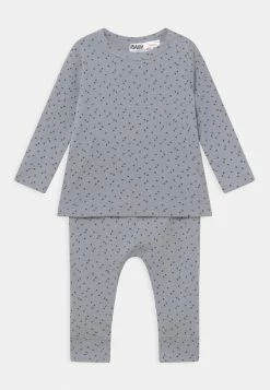 Meilleure qualité Cotton On ANNA & ABBY SET UNISEX - Pantalon classique pantalons & jeans haute -France Cotton On Soldes Boutique 02c788e5141d4aad9c729fcc4a2eee67 1