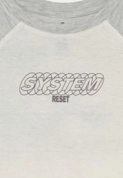 Cotton On Haute Qualité MAX LONG SLEEVE RAGLAN TEE - T-shirt à manches longues t-shirts col rond enfant -France Cotton On Soldes Boutique 0347c64b854c495c9b043006269a2ccf