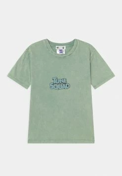 Cotton On MINI SPACE JAM LICENSE DROP SHOULDER SHORT SLEEVE - T-shirt imprimé Prix Usine t-shirts col rond enfant 15 Cotton On MINI SPACE JAM LICENSE DROP SHOULDER SHORT SLEEVE - T-shirt imprimé Prix Usine t-shirts col rond enfant -France Cotton On Soldes Boutique 03d64f21263f4058972a9757ec3f94f9 4