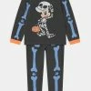 Cotton On Prix Bradés ORLANDO LONG SLEEVE LICENSED - Pyjama pyjamas normale enfant -France Cotton On Soldes Boutique 079777ba3d834593acd12abe64672ae8 3