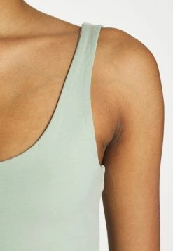 Cotton On Meilleure qualité ASH CROP TANK 2 PACK - Débardeur t-shirts et tops echancrure dos femme 18 Cotton On Meilleure qualité ASH CROP TANK 2 PACK - Débardeur t-shirts et tops echancrure dos femme -France Cotton On Soldes Boutique 07f170d7d60646a5817a3de9427e25d4