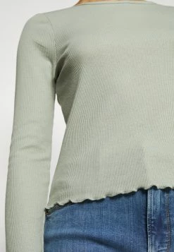 Prix Usine Cotton On CREW NECK LONG SLEEVE - T-shirt à manches longues t-shirts et tops col rond femme 17 Prix Usine Cotton On CREW NECK LONG SLEEVE - T-shirt à manches longues t-shirts et tops col rond femme -France Cotton On Soldes Boutique 0b4efb52b3b04fee8c5b74bebf46fcb0