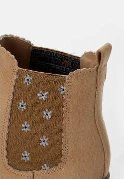 Cotton On SCALLOP GUSSET BOOT - Bottines Pas Cher bottes et bottines rond enfant -France Cotton On Soldes Boutique 137d3fc2dc0f4decb2e819f6f42709df
