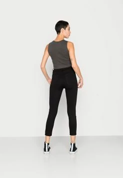 Cotton On HIGH RISE CROPPED SUPER STRETCH - Jeans Skinny Vendre-Réclame haute femme 9 Cotton On HIGH RISE CROPPED SUPER STRETCH - Jeans Skinny Vendre-Réclame haute femme -France Cotton On Soldes Boutique 1f529a4b525244758b01800ef0f0f4b5