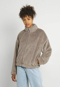 Cotton On Prix Dynamité CROPPED JACKET - Veste d'hiver vestes col montant femme