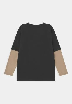 Cotton On Prix Avantageux LONG SLEEVE LAYERED TEE - T-shirt à manches longues t-shirts col rond enfant 6 Cotton On Prix Avantageux LONG SLEEVE LAYERED TEE - T-shirt à manches longues t-shirts col rond enfant -France Cotton On Soldes Boutique 2e6f3773644a47f983eb0808cc04fe5e