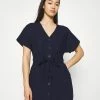 Prix Exclusifs Cotton On LENA SHORT SLEEVE UTILITY SHIRT MINI DRESS - Robe de jour robes col en v femme 2 Prix Exclusifs Cotton On LENA SHORT SLEEVE UTILITY SHIRT MINI DRESS - Robe de jour robes col en v femme -France Cotton On Soldes Boutique 302cdd8f2b3645b6af5baf26b30e244c