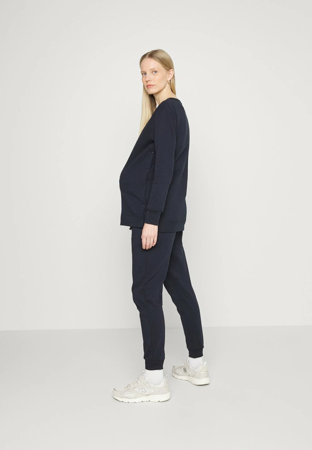Cotton On Prix Réduit MATERNITY CREW JUMPER - Sweatshirt sweats & sweats à capuche col rond femme 5 Cotton On Prix Réduit MATERNITY CREW JUMPER - Sweatshirt sweats & sweats à capuche col rond femme – Image 3