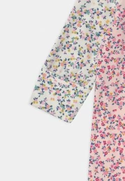 Cotton On THE LONG SLEEVE ZIP ROMPER - Grenouillère Prix Préférentiel cadeaux de naissance col rond enfant -France Cotton On Soldes Boutique 38c35d532da245d0ab3948a88e23ab65