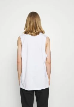 Cotton On ESSENTIAL MUSCLE T-SHIRT 3 PACK - Débardeur Garantie De Qualité 100% t-shirts col rond homme -France Cotton On Soldes Boutique 40c1eb8e788d450ba12ce09a3a2cb408