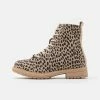 Cotton On LACE UP ROXIE BOOT - Bottines à lacets 50% Off De Vente bottes et bottines rond enfant -France Cotton On Soldes Boutique 4e48510e7db340a99ec14aaef5aa9ab5