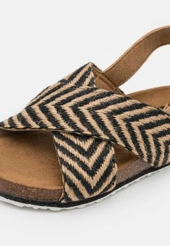 Cotton On THEA CROSSOVER - Sandales Prix Malin sandales et tongs ouvert enfant -France Cotton On Soldes Boutique 5323027392b5422bb96fcf05e879968d