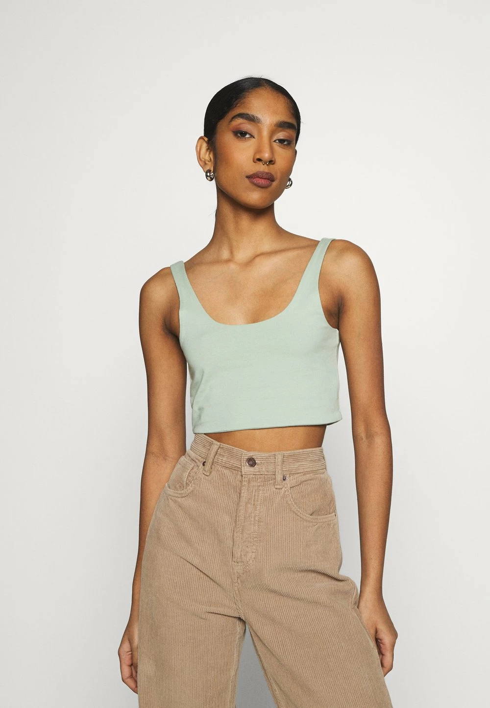 Cotton On Meilleure qualité ASH CROP TANK 2 PACK - Débardeur t-shirts et tops echancrure dos femme 4 Cotton On Meilleure qualité ASH CROP TANK 2 PACK - Débardeur t-shirts et tops echancrure dos femme – Image 2