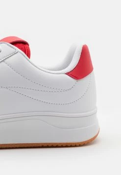 Cotton On Prix Accessible RANDALL - Baskets basses sneakers rond homme -France Cotton On Soldes Boutique 552c54ef3dc147cb914f35688a25716a