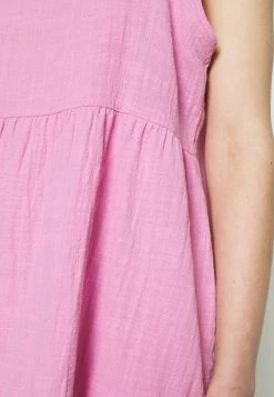 Cotton On LUCY STRAPPY TIERD - Robe de jour Pas Cher robes echancrure dos femme -France Cotton On Soldes Boutique 5886cd9c1e2342f6807b937fced0c2fc