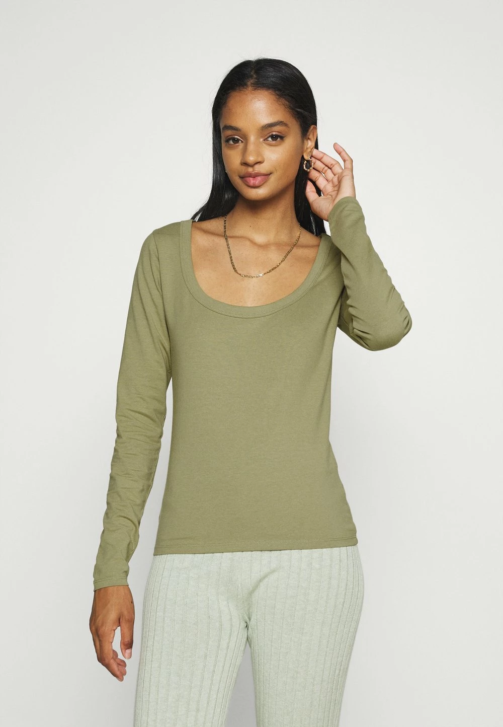 Vendre Cotton On EVERYDAY SCOOPED NECK LONG SLEEVE - T-shirt à manches longues t-shirts et tops encolure large ronde femme 3 Vendre Cotton On EVERYDAY SCOOPED NECK LONG SLEEVE - T-shirt à manches longues t-shirts et tops encolure large ronde femme