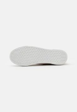 Cotton On LACCA - Baskets montantes Prix Réduit sneakers rond homme 14 Cotton On LACCA - Baskets montantes Prix Réduit sneakers rond homme -France Cotton On Soldes Boutique 59a7a72b09624549a42f330e68eeb52b