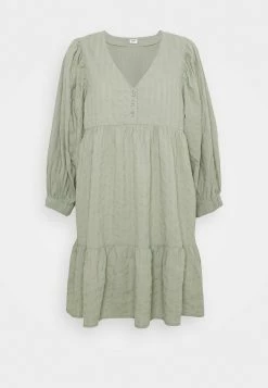 Cotton On Prix Distinctifs WOVEN ZERHA LONG SLEEVE SMOCK MINI DRESS - Robe de jour robes col tunisien femme -France Cotton On Soldes Boutique 5c69fbf7a8ed4a969c2a3329a775c7f7