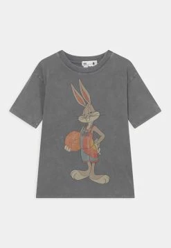 Cotton On MINI SPACE JAM LICENSE DROP SHOULDER SHORT SLEEVE - T-shirt imprimé Prix Usine t-shirts col rond enfant 14 Cotton On MINI SPACE JAM LICENSE DROP SHOULDER SHORT SLEEVE - T-shirt imprimé Prix Usine t-shirts col rond enfant -France Cotton On Soldes Boutique 5da71ec78be442c6a37d14b5803ecd20 4