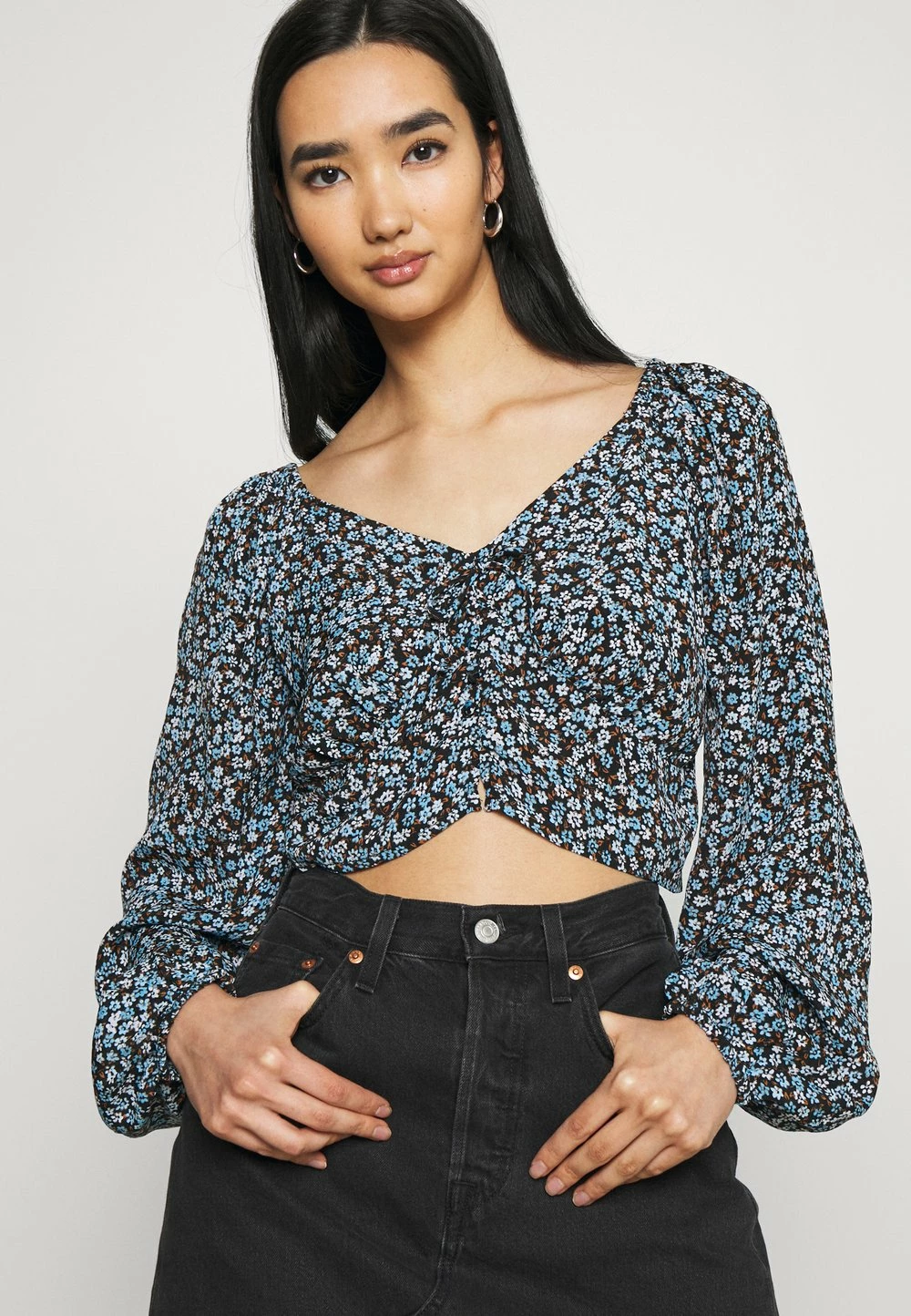 Bonne Qualité Cotton On V NECK LONG SLEEVE - Blouse chemises et blouses col en v profond femme 6 Bonne Qualité Cotton On V NECK LONG SLEEVE - Blouse chemises et blouses col en v profond femme – Image 4