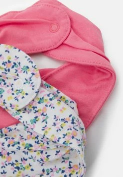 Petit Prix Cotton On THE BANDANA BIB 2 PACK UNISEX - Foulard accessoires bébé floral -France Cotton On Soldes Boutique 768828802cad468cbaf824cca2a27be4