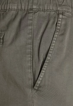 Rabais Cotton On DRAKE CUFFED - Pantalon classique pantalons normale homme -France Cotton On Soldes Boutique 79eade8787794a2e8f511cbfb011614c