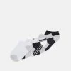 Prix Discount Cotton On KIDS ANKLE SOCK 5 PACK - Socquettes sous-vêtements et peignoirs rayures enfant -France Cotton On Soldes Boutique 7a76cc8b1ccb4972a66ac855081eb0d1