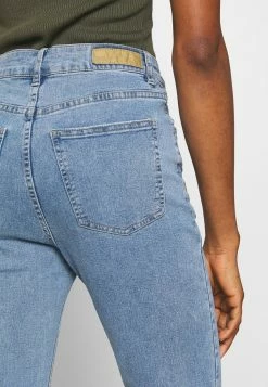Cotton On Prix Aimable HIGH RISE GRAZER - Jean flare jeans haute femme -France Cotton On Soldes Boutique 7dda09adc0d44b748d0f505bdfef84a5