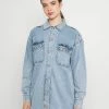Cotton On THE SHACKET - Veste en jean Promos vestes col à revers femme 1 Cotton On THE SHACKET - Veste en jean Promos vestes col à revers femme -France Cotton On Soldes Boutique 83b2ff5d48c041eb988fbb50b667ab85
