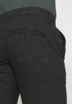 Prix Dynamité Cotton On Chino pantalons normale homme 15 Prix Dynamité Cotton On Chino pantalons normale homme -France Cotton On Soldes Boutique 8591b5fcb51b448d901312da2357c44d