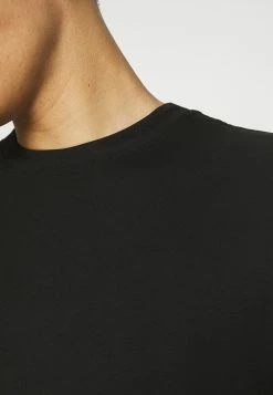 Cotton On ESSENTIAL SKATE 5 PACK - T-shirt basique Prix Avantageux t-shirts col rond homme -France Cotton On Soldes Boutique 85f4fe3aa1d3454f837a41e21065d2c3