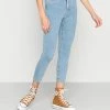 Cotton On HIGH RISE CROPPED SUPER STRETCH - Jeans Skinny 50% Off De Vente haute femme -France Cotton On Soldes Boutique 9444c88973f04663930184eec40ffd69