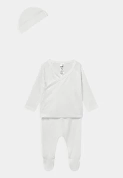 Prix Sacrifiés Cotton On SET UNISEX - Gilet pantalons & jeans haute