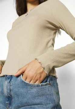 Cotton On Petit Prix CREW NECK LONG SLEEVE - T-shirt à manches longues t-shirts et tops col rond femme -France Cotton On Soldes Boutique 9e6a4353f3434f06bff1ab13f21664da