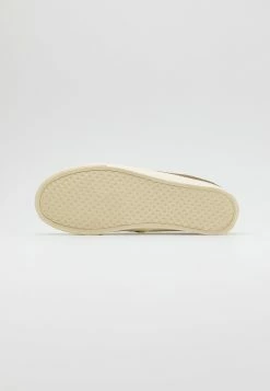 Cotton On ALEXANDER - Mocassins Prix Préférentiel mocassins et loafers rond homme -France Cotton On Soldes Boutique a17ea5033ec549e88a3d25b10c32d04e