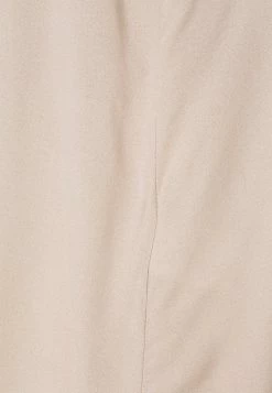 Marchandise de première qualité Cotton On ASTRID CAMI - Débardeur t-shirts et tops echancrure dos femme 16 Marchandise de première qualité Cotton On ASTRID CAMI - Débardeur t-shirts et tops echancrure dos femme -France Cotton On Soldes Boutique a6a99d93aafd40aabaf78400aa676a42