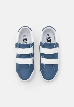 Cotton On Prix Allégé KIDS LICENSED FOOTWEAR MARVEL - Baskets basses sneakers rond enfant -France Cotton On Soldes Boutique a8d7894633a9493dafcfa7a0c80a57bd