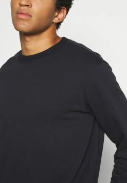 Cotton On ESSENTIAL CREW UNISEX - Sweatshirt Pas Cher pulls et gilets col rond -France Cotton On Soldes Boutique afad9ba0db1a44908c88009ef98d5c18