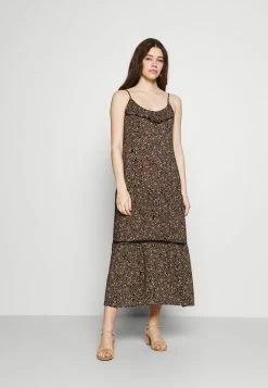 Cotton On BECKY STRAPPY RUFFLE MAXI DRESS - Robe longue Un Tarif Préférentiel robes echancrure dos femme