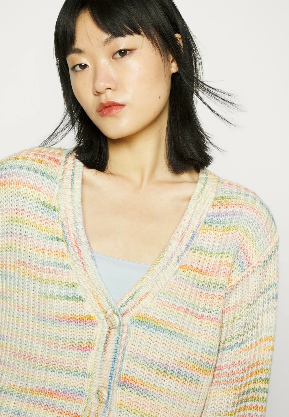 Prix Dynamité Cotton On MULTI MATCH BACK CARDIGAN - Gilet pulls & gilets col en v profond femme 6 Prix Dynamité Cotton On MULTI MATCH BACK CARDIGAN - Gilet pulls & gilets col en v profond femme – Image 4