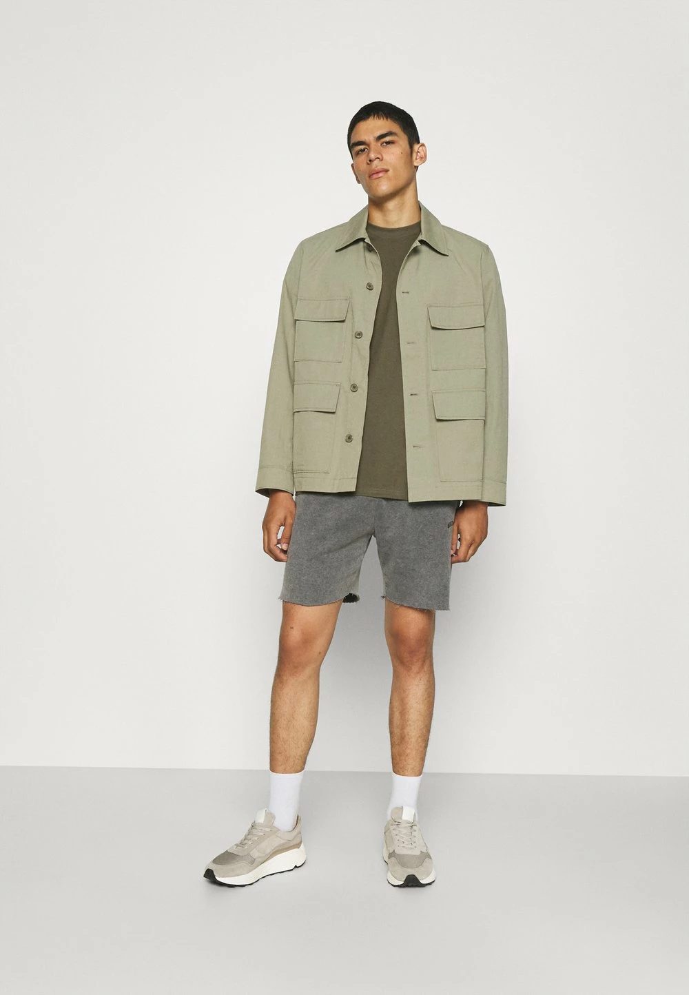 Prix Aimable Cotton On ESSENTIAL SKATE 5 PACK - T-shirt basique t-shirts col rond homme 3 Prix Aimable Cotton On ESSENTIAL SKATE 5 PACK - T-shirt basique t-shirts col rond homme