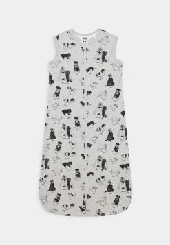 Cotton On SUMMER BUNDLER UNISEX - Gigoteuse Prix Cassé pyjamas floral 13 Cotton On SUMMER BUNDLER UNISEX - Gigoteuse Prix Cassé pyjamas floral -France Cotton On Soldes Boutique bb76fc6a010d403897a4b8b8b82cc6ff