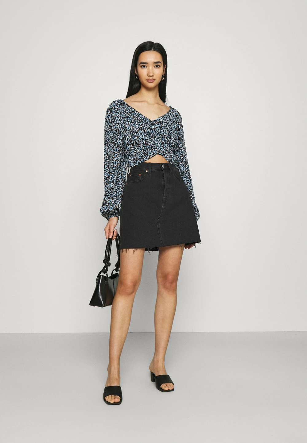 Bonne Qualité Cotton On V NECK LONG SLEEVE - Blouse chemises et blouses col en v profond femme 4 Bonne Qualité Cotton On V NECK LONG SLEEVE - Blouse chemises et blouses col en v profond femme – Image 2