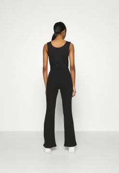 Cotton On RENEE - Pantalon de survêtement Un Tarif Préférentiel pantalons haute femme -France Cotton On Soldes Boutique c08b8a12cd87482287db6150ef464b71