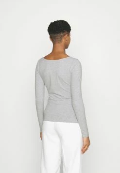 Prix Discount Cotton On EVERYDAY WIDE V NECK LONG SLEEVE - T-shirt à manches longues t-shirts et tops col en v profond femme -France Cotton On Soldes Boutique c304a00b76ca4f3b9d23c9d180e6ed53