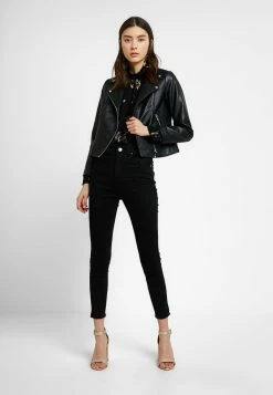 Bas Prix Cotton On HIGH RISE CROPPED - Jeans Skinny haute femme -France Cotton On Soldes Boutique c64a0eae08b449e9be8ac9de68c6502d