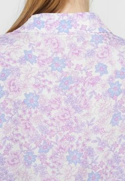 Prix Préférentiel Cotton On CROPPED SUMMER - T-shirt imprimé chemises et blouses col en v profond femme -France Cotton On Soldes Boutique d577aa54766f4430bb499b1c26c8488b