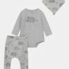 Prix Sacrifiés Cotton On BUNDLE BIB SET - Pantalon classique pantalons & jeans haute enfant