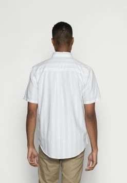 Un Tarif Préférentiel Cotton On VINTAGE SHORT SLEEVE - Chemise chemises col kent homme -France Cotton On Soldes Boutique ee3ecc0f0ef0426dbe4441fb464aa864